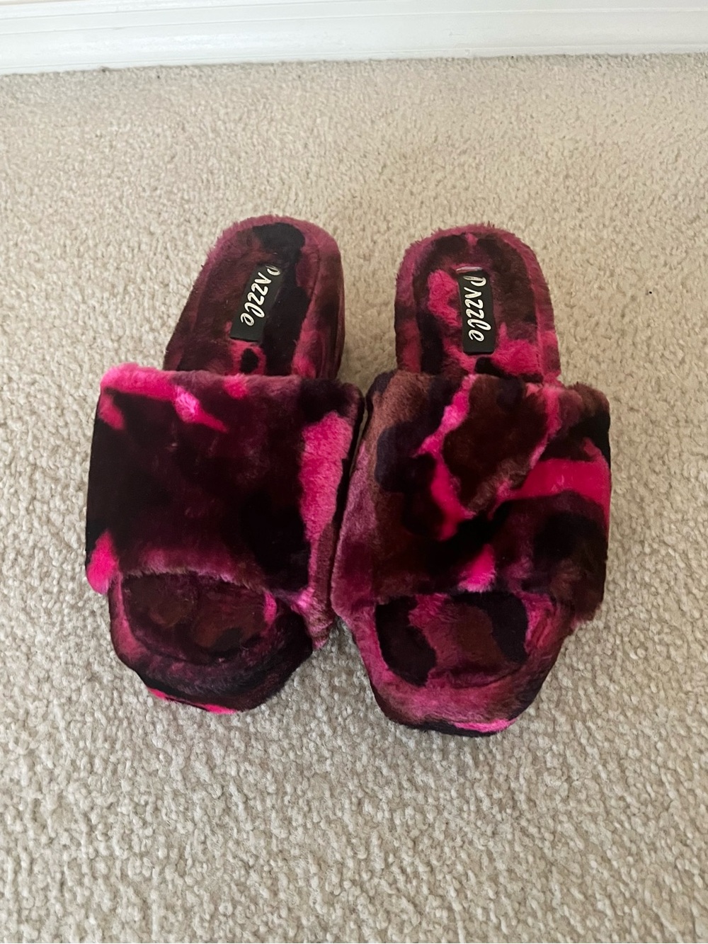 Women's Plush Faux Fur Platform Slide Sandals in Pink and Purple Size 8.5